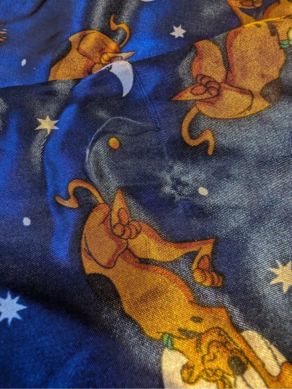 Scooby-Doo Men's Medium Satin Pajama Pants with Cartoon Print